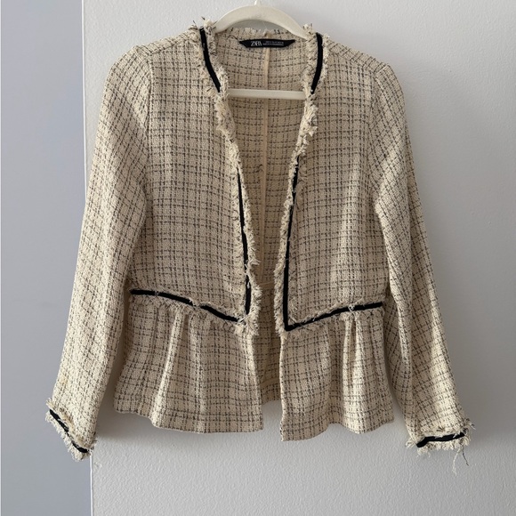 Zara Jackets & Blazers - Zara Cream Tweed Peplum Jacket with Black Trim Accents